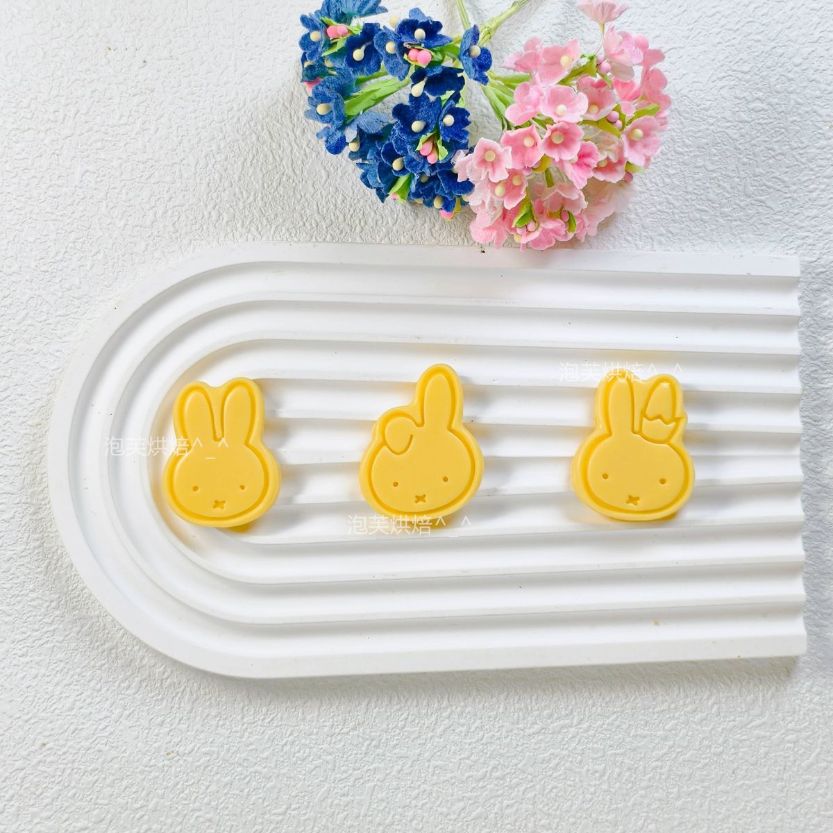 Cute 3D Press Cookie Mold with - Unique Tech Accessories ulasan dan harga